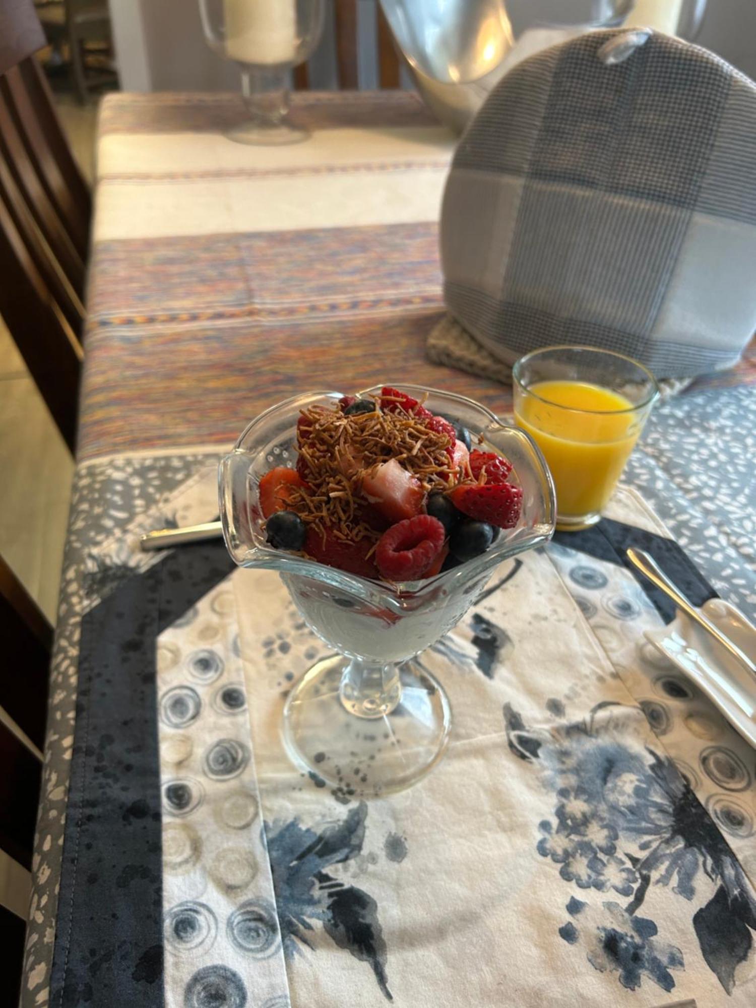 Berkie'S Bed & Breakfast ポート・アルバーニ エクステリア 写真